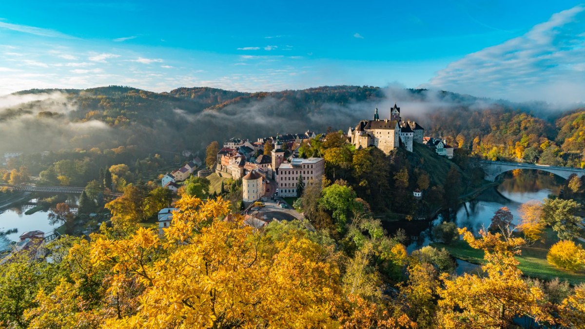 die burg Loket